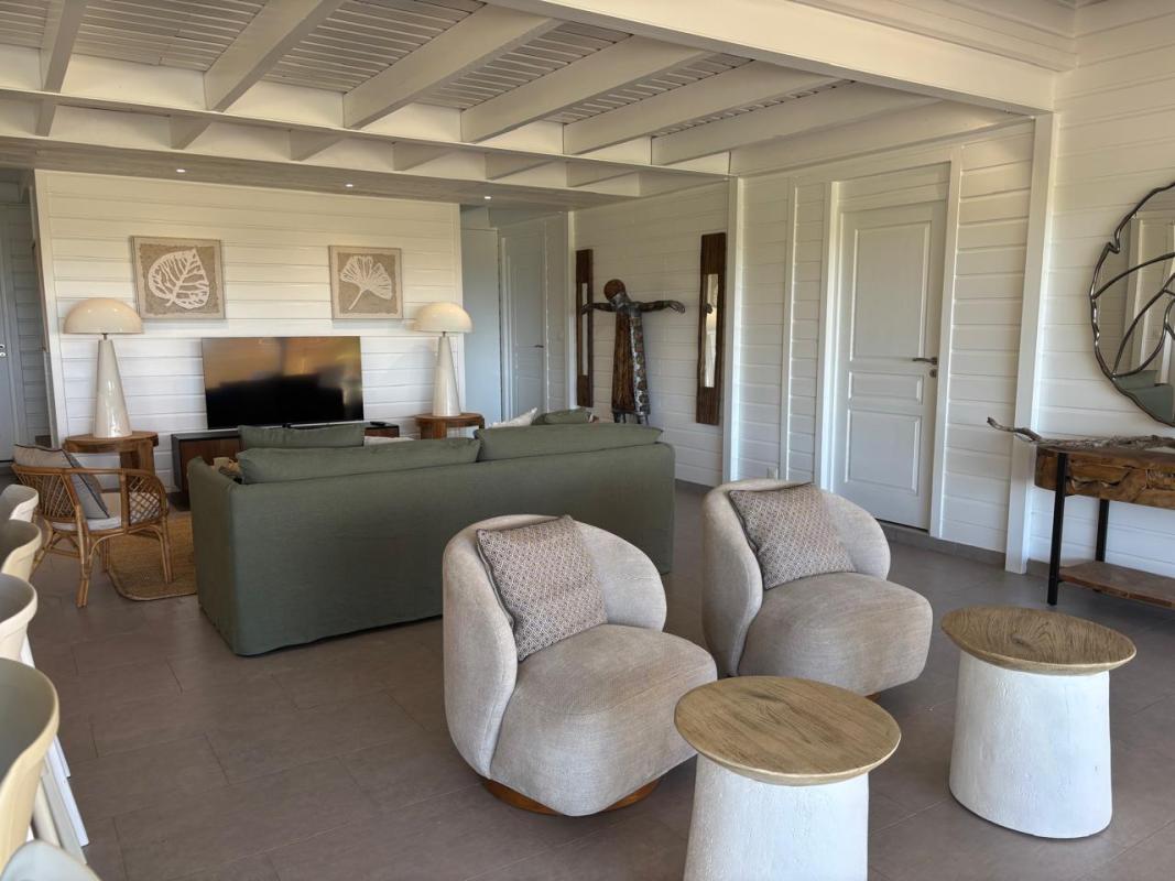 Location-5 suites-diamant-10 personnes- télé 3
